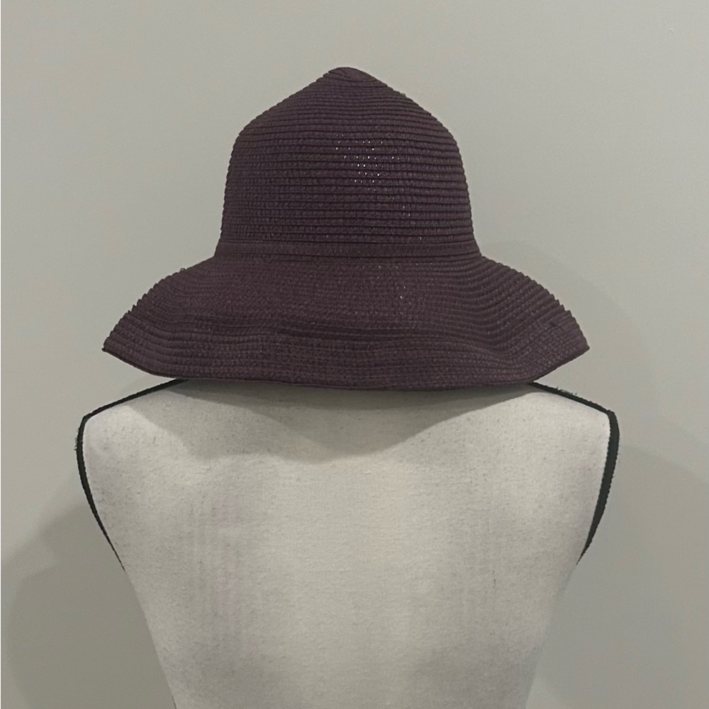 Jeanne Simmons Hat